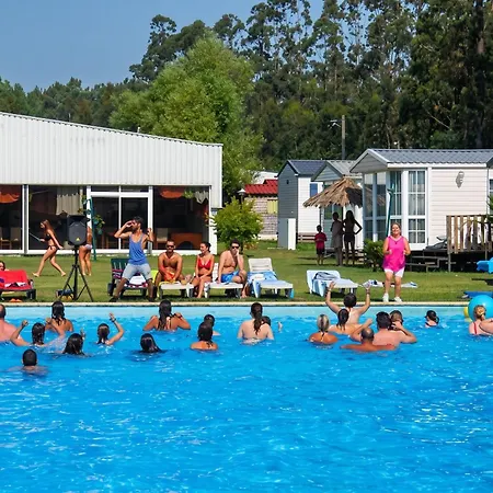 With Shared Pool In + 30 M² + Pool. Tatil Evi Pataias