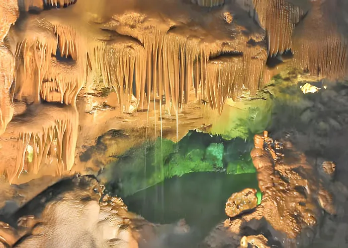 With Shared Pool In + 30 M² + Pool. Casa vacanze